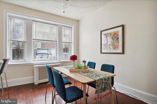 Building Photo - 4628 Sansom St