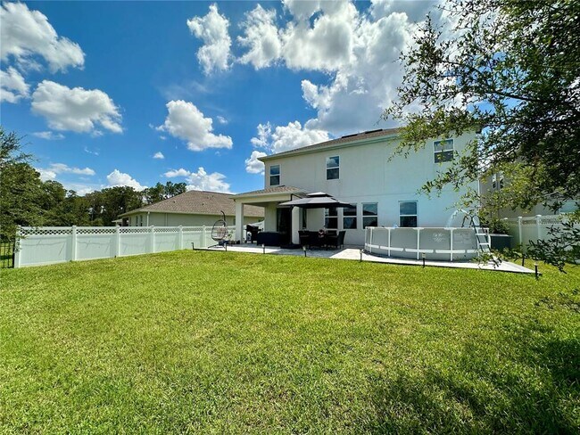 Building Photo - 11168 Robert Frost Dr
