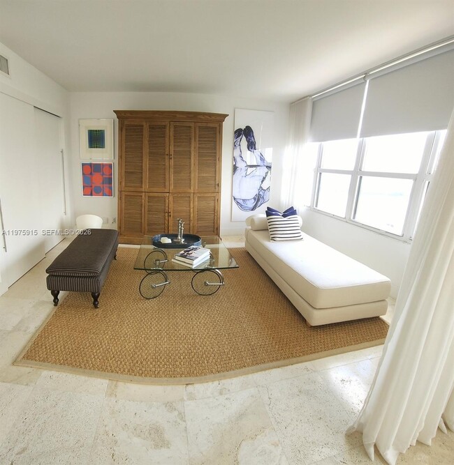 Building Photo - 780 NE 69th St