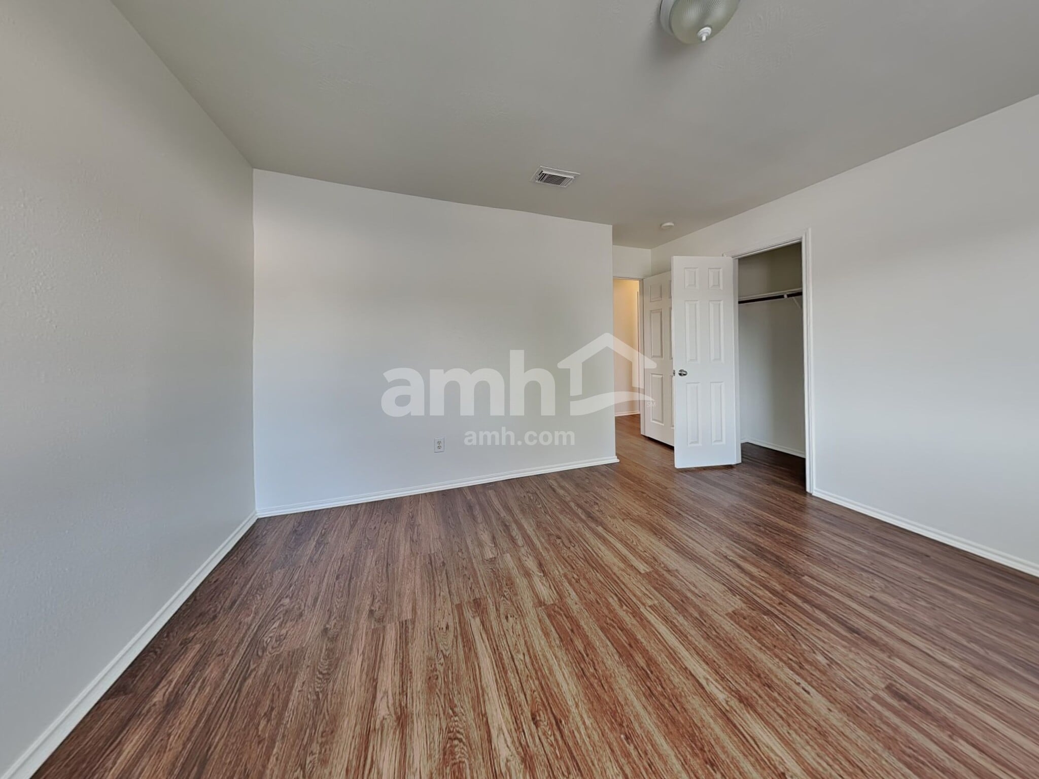 Building Photo - 10434 Hamlet Vale Ct