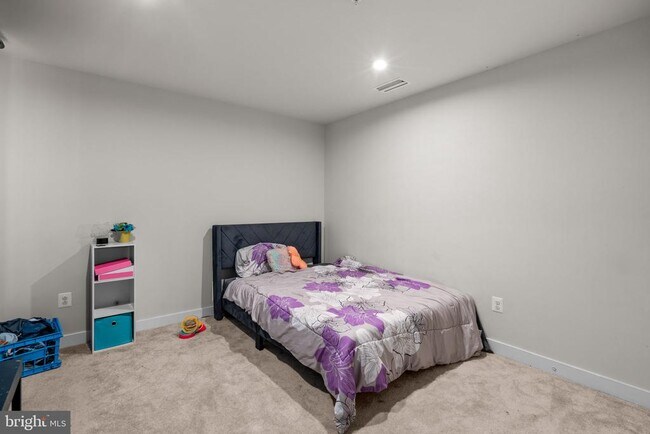 Building Photo - 2430 Steamboat Wy