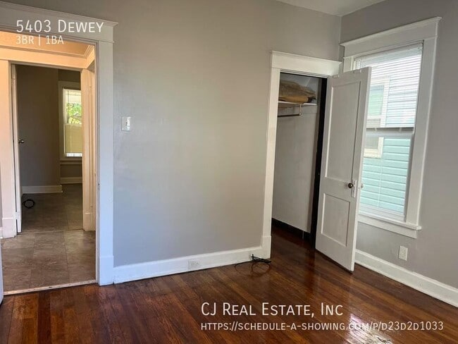 Building Photo - 5403 Dewey-