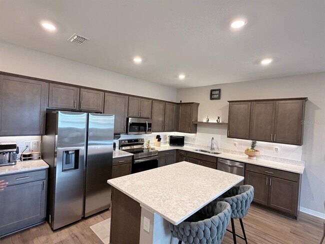 Building Photo - 380 Huckleberry Blossom Dr