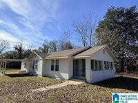 Building Photo - 2604 Walker Chapel Rd