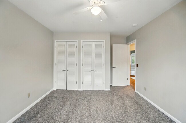 Building Photo - 4057 W Bancroft St