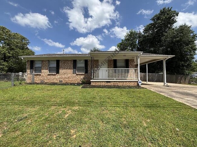 Primary Photo - 1001 Ferrell Dr