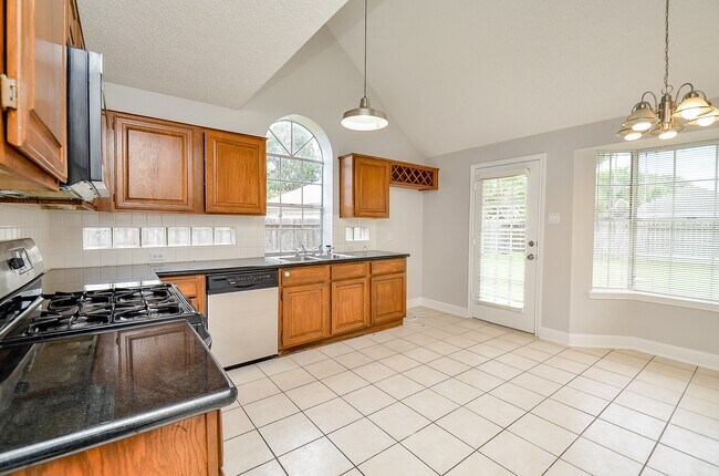 Building Photo - 1206 Green Knoll Dr