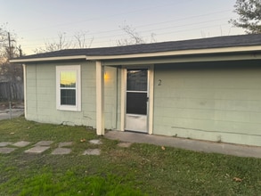 Building Photo - 315 N Claiborne St