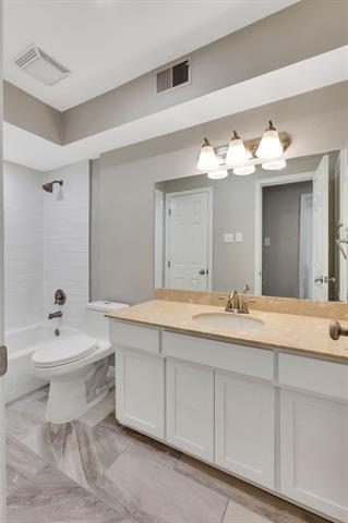 Building Photo - 14721 Birchridge Dr