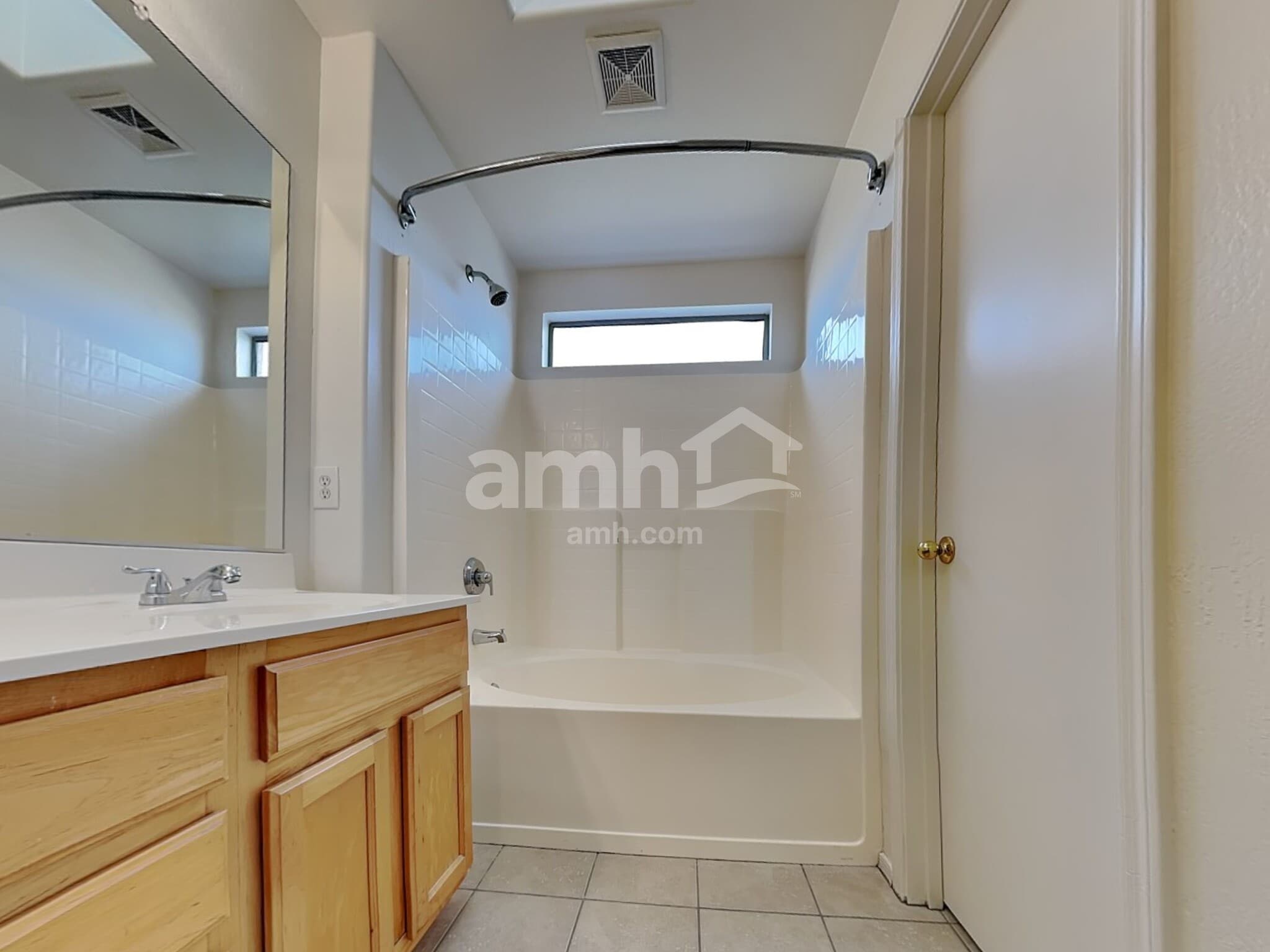 Building Photo - 2138 S Compton