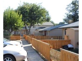 Building Photo - Quail Ridge Apartments