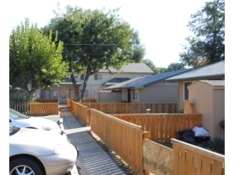 Building Photo - Quail Ridge Apartments