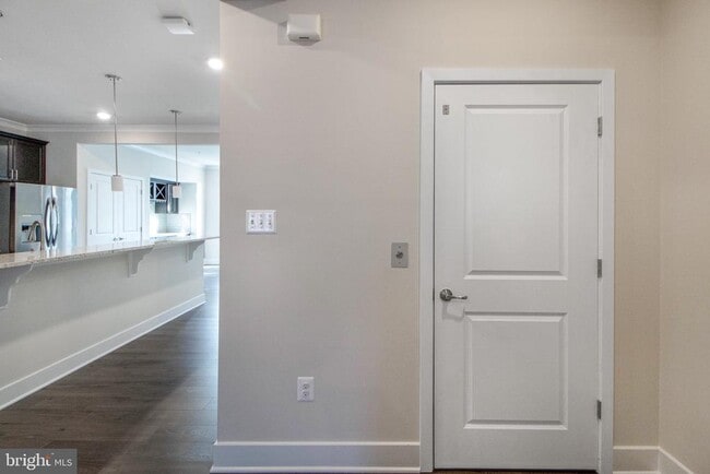 Building Photo - 7960 -B Potter Pl