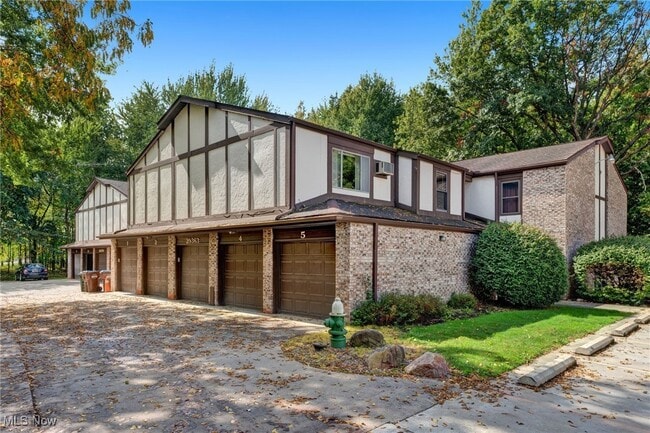 Primary Photo - 29363 Detroit Rd