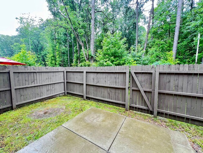 Building Photo - 2542 Fieldsway Dr