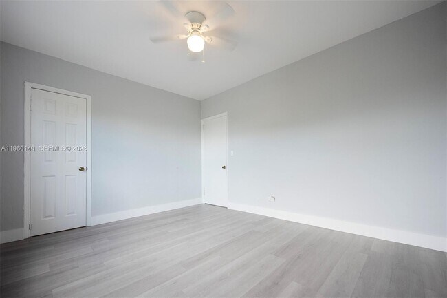 Building Photo - 2383 Flamingo Dr