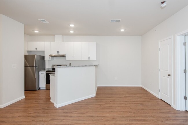 Building Photo - 122 Harmony Mdws Ct