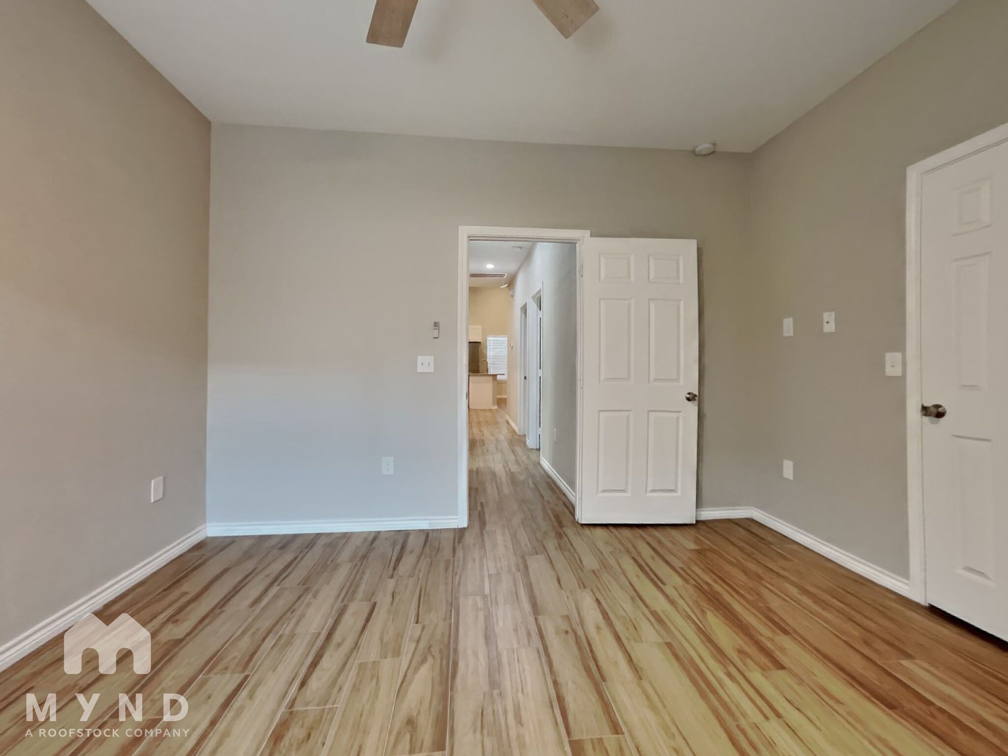 Building Photo - 16871 W Juneau St