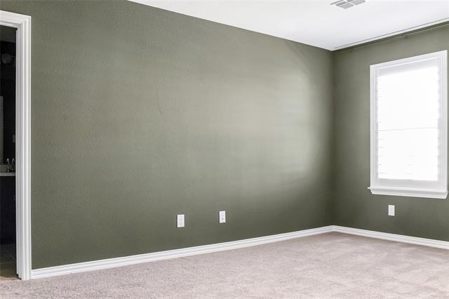 Building Photo - 3730 Malibu Dr