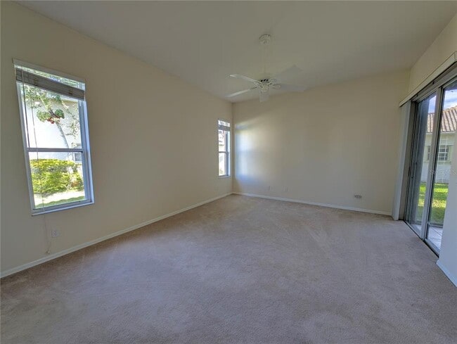 Building Photo - 4240 Hearthstone Dr