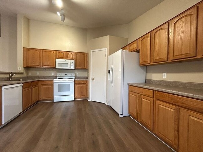 Building Photo - 3897 E Shapinsay Dr