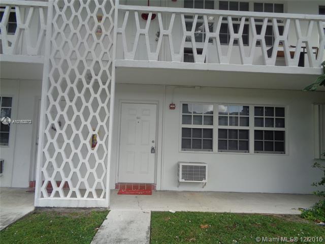 Building Photo - 1451 NE 170th St