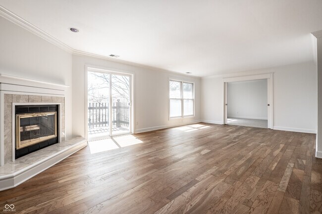 Building Photo - 8651 Jaffa Ct Dr E