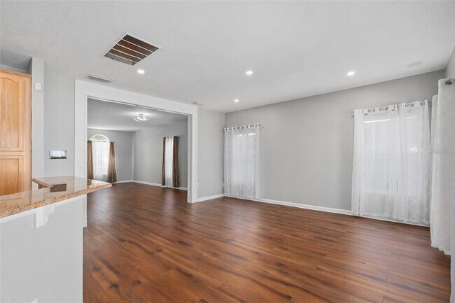 Building Photo - 1555 Harrier Dr