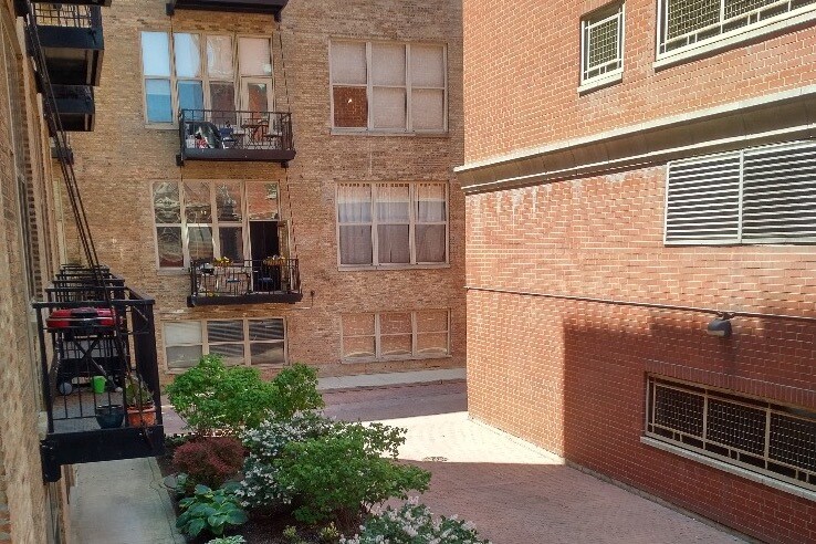 Building Photo - 1500 W Monroe St