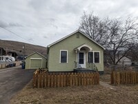 Building Photo - Cozy, Pet Friendly Northside Home