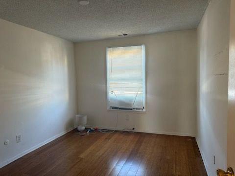 Building Photo - 2730 Island Ave