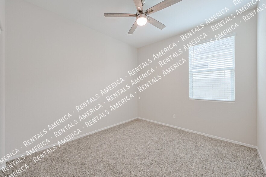 Building Photo - 10338 W Wier Ave