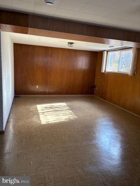 Building Photo - 7 Larchwood Rd