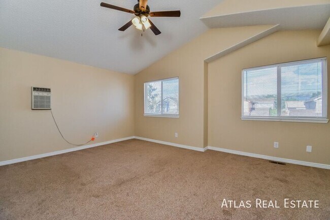 Building Photo - 2115 Hibbard Ln