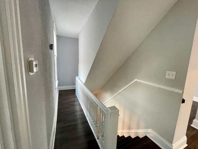 Building Photo - 1565 Chase Ave