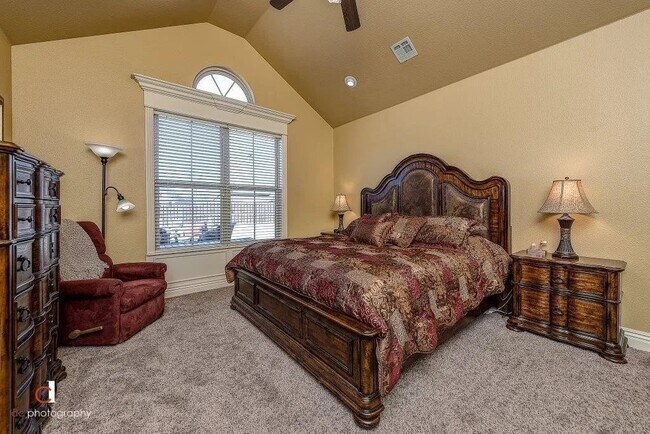 Building Photo - 5404 S Chimay Dr