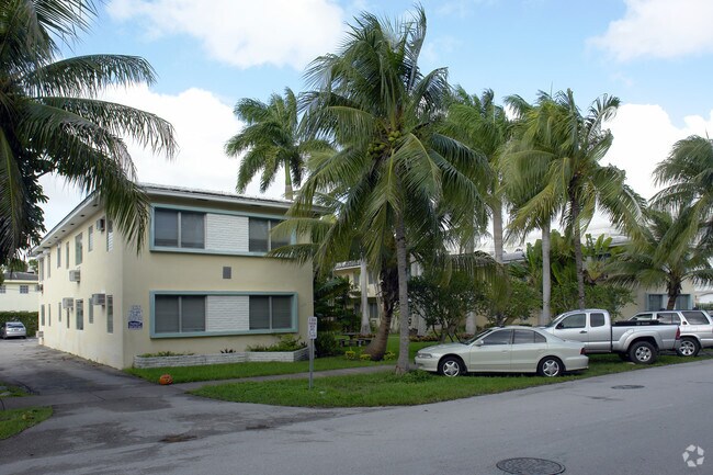 Primary Photo - Riviera Isles