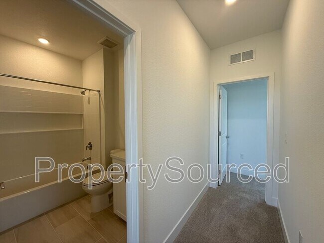 Building Photo - 1336 Martorella Ave
