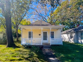 Building Photo - 404 N 10th Ave