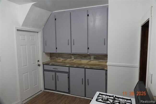 Building Photo - 112 Richton St