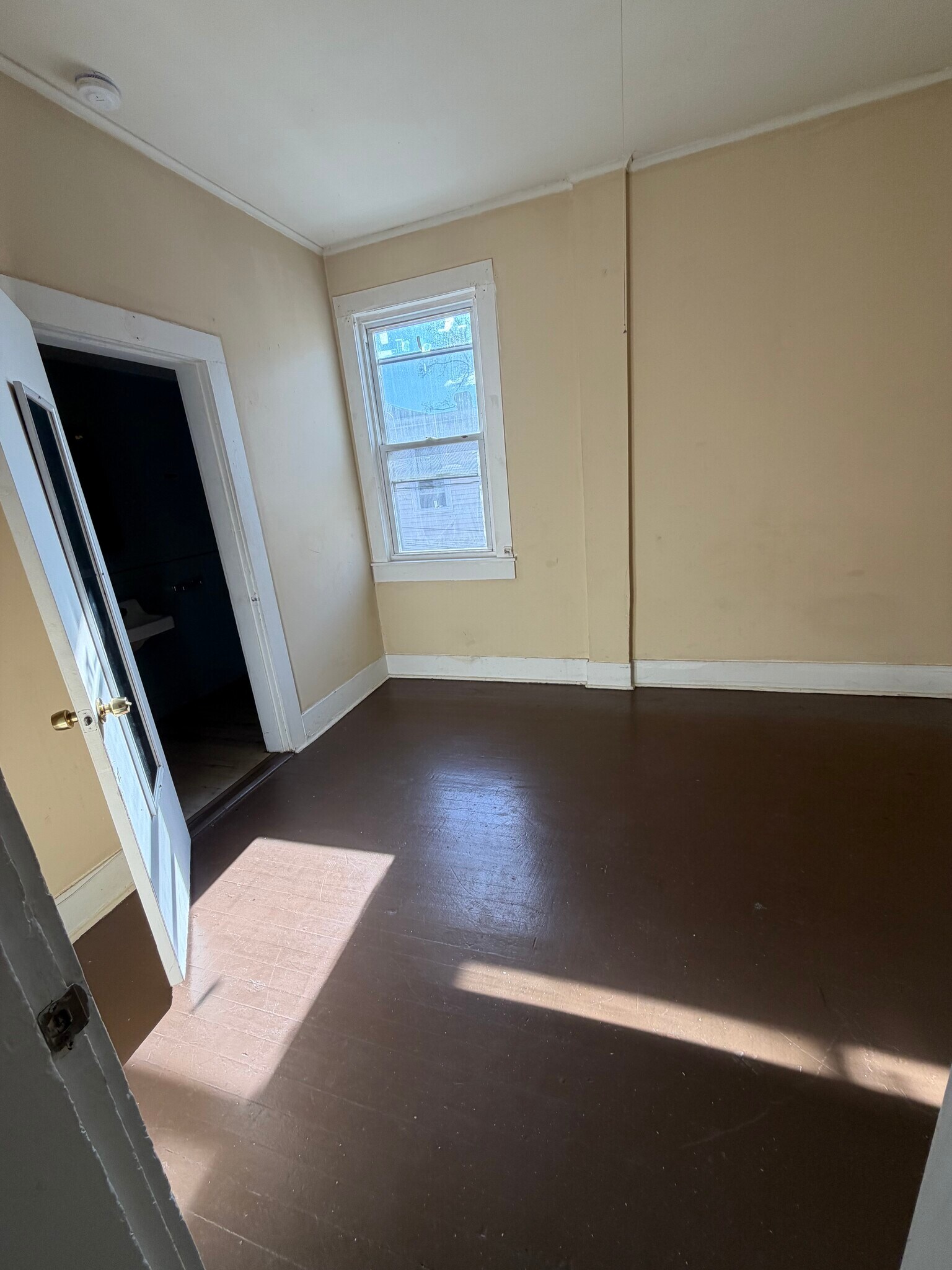 Building Photo - 22 Pleasant St