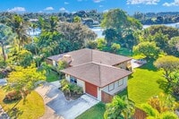 Building Photo - 916 Roberts Rd