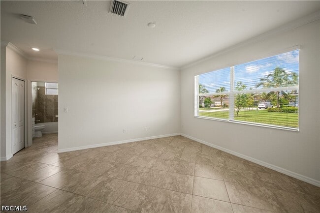 Building Photo - 4234 Bluegrass Dr