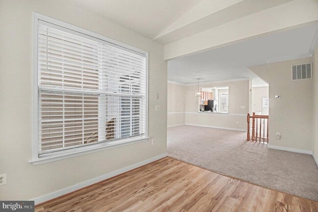 Building Photo - 6080 Ticket Way