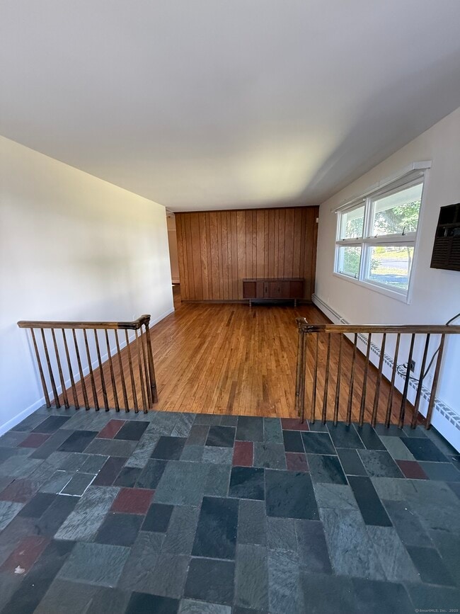 Building Photo - 246 Bullard St