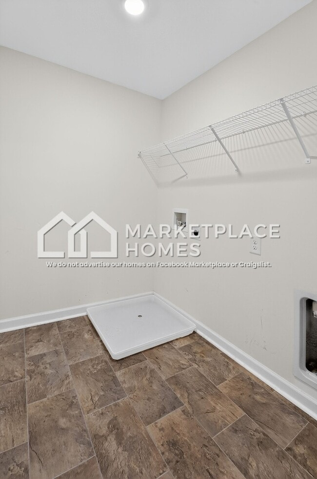 Building Photo - 1675 Pebblestone Ct