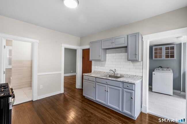 Building Photo - 47 South St