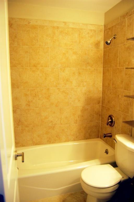 Building Photo - 406 West St