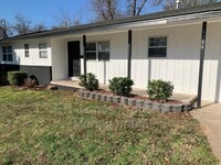 Building Photo - 5214 S Delaware Pl