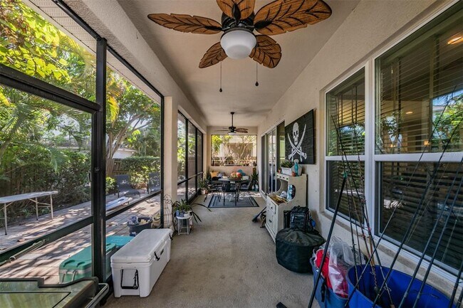 Building Photo - 3007 W Palmira Ave